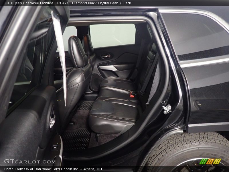 Diamond Black Crystal Pearl / Black 2018 Jeep Cherokee Latitude Plus 4x4