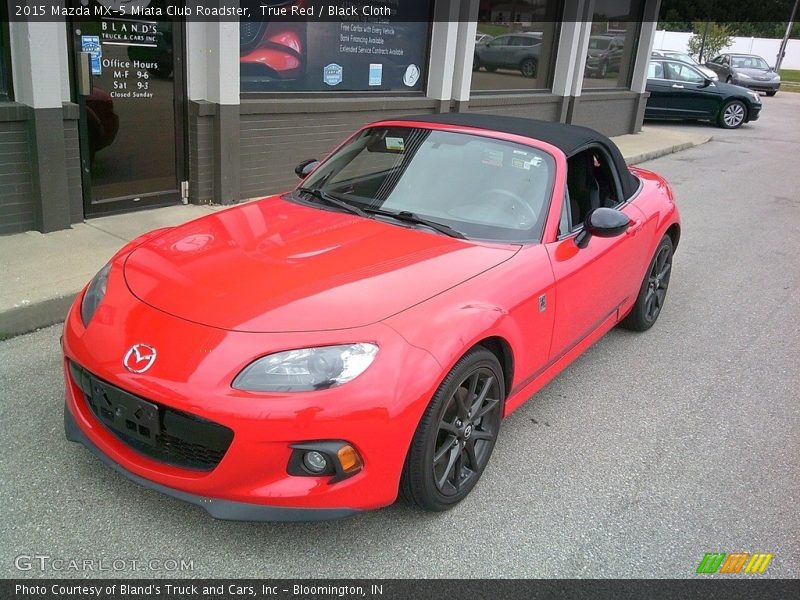 True Red / Black Cloth 2015 Mazda MX-5 Miata Club Roadster