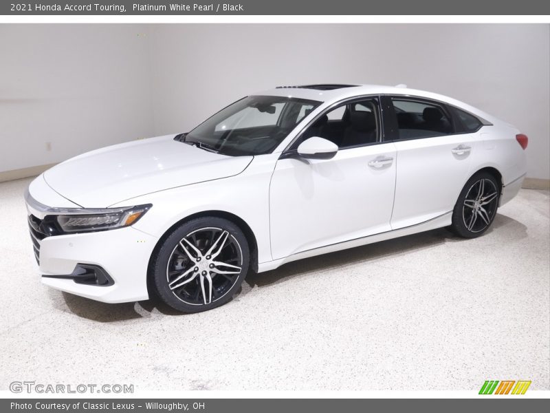 Front 3/4 View of 2021 Accord Touring