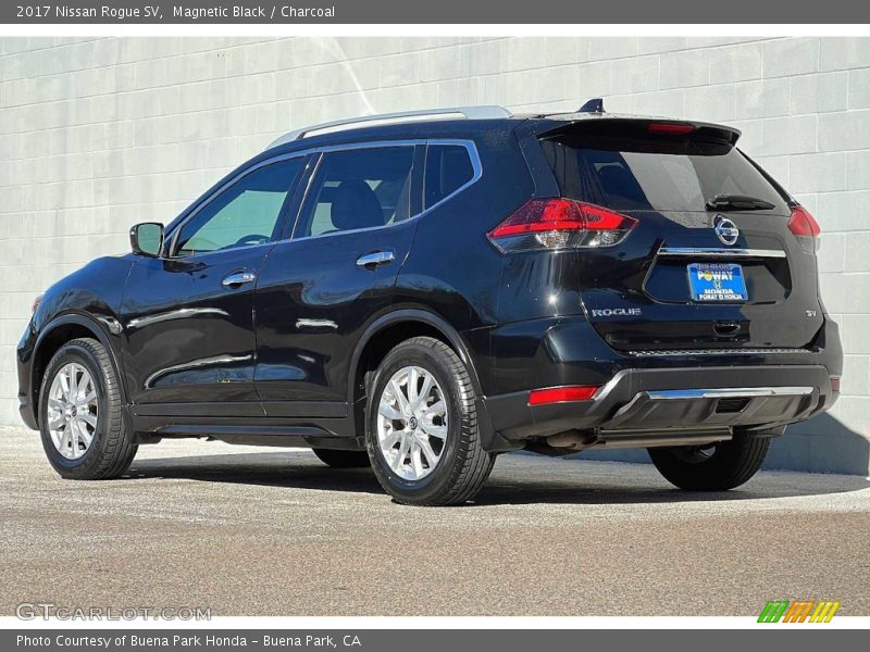Magnetic Black / Charcoal 2017 Nissan Rogue SV