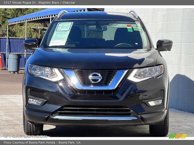 Magnetic Black / Charcoal 2017 Nissan Rogue SV