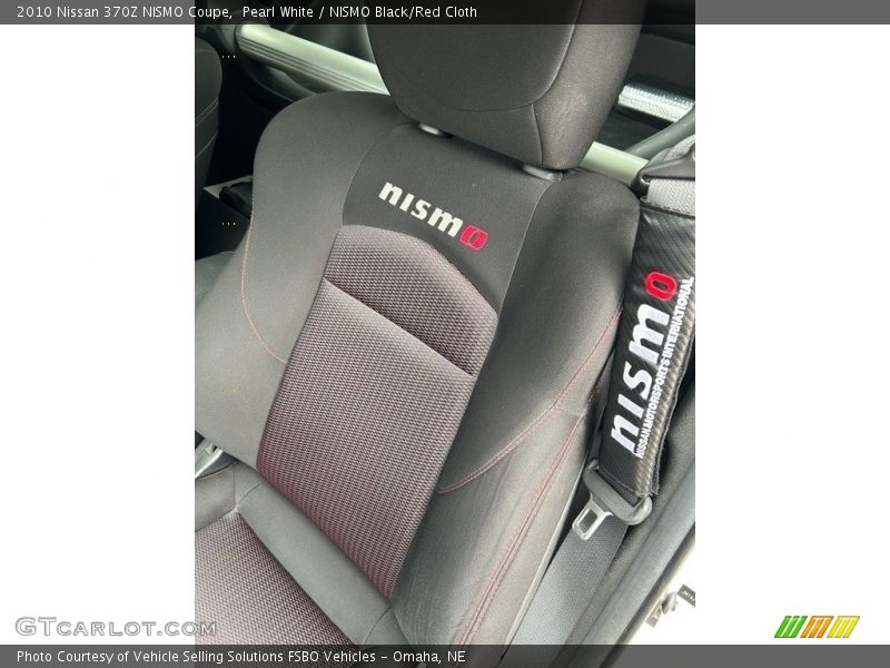 Pearl White / NISMO Black/Red Cloth 2010 Nissan 370Z NISMO Coupe