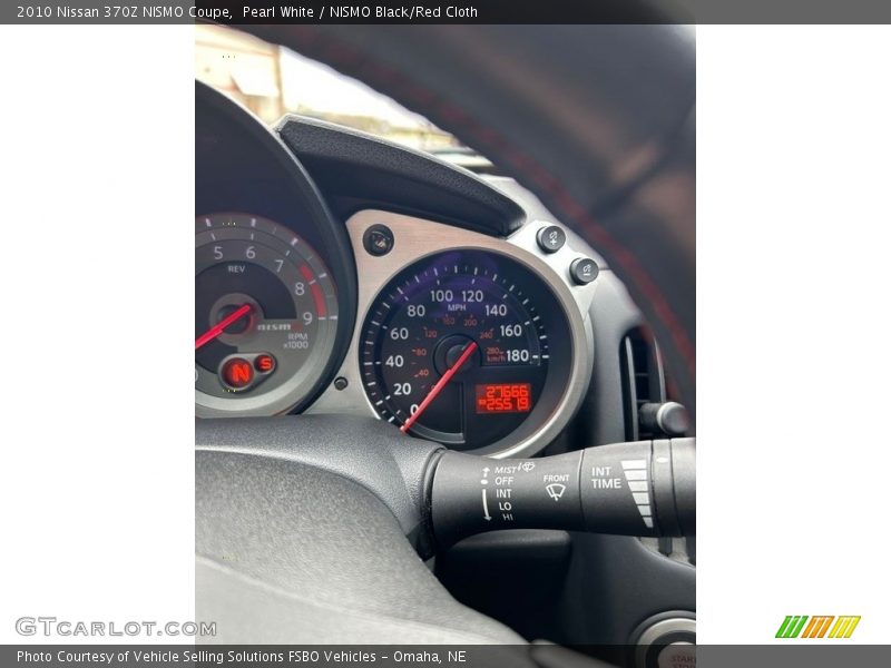 Pearl White / NISMO Black/Red Cloth 2010 Nissan 370Z NISMO Coupe