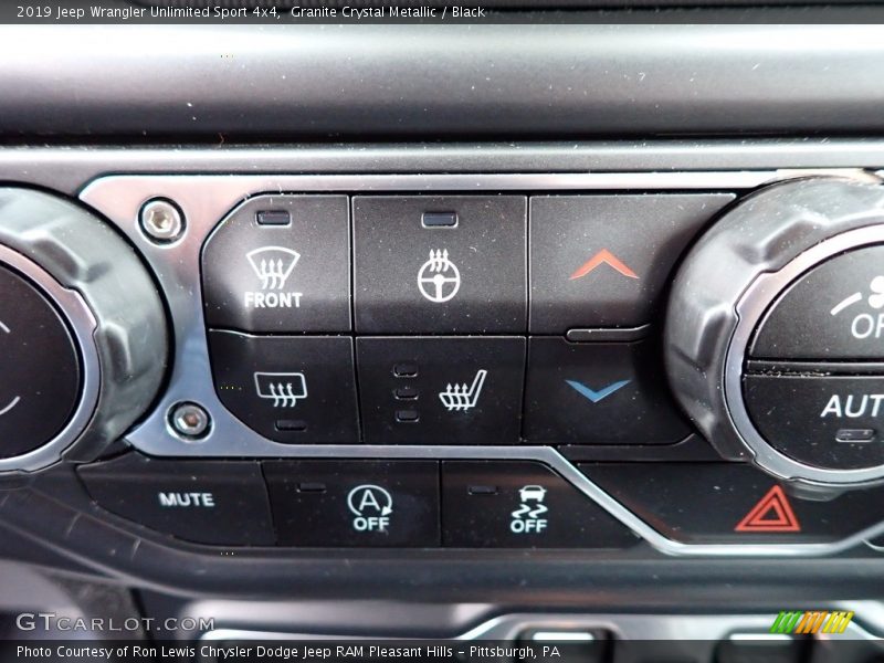 Granite Crystal Metallic / Black 2019 Jeep Wrangler Unlimited Sport 4x4