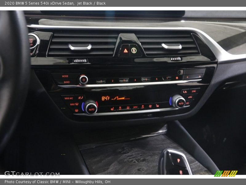 Jet Black / Black 2020 BMW 5 Series 540i xDrive Sedan