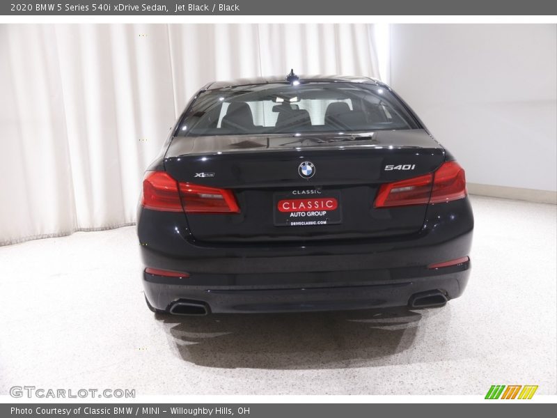 Jet Black / Black 2020 BMW 5 Series 540i xDrive Sedan