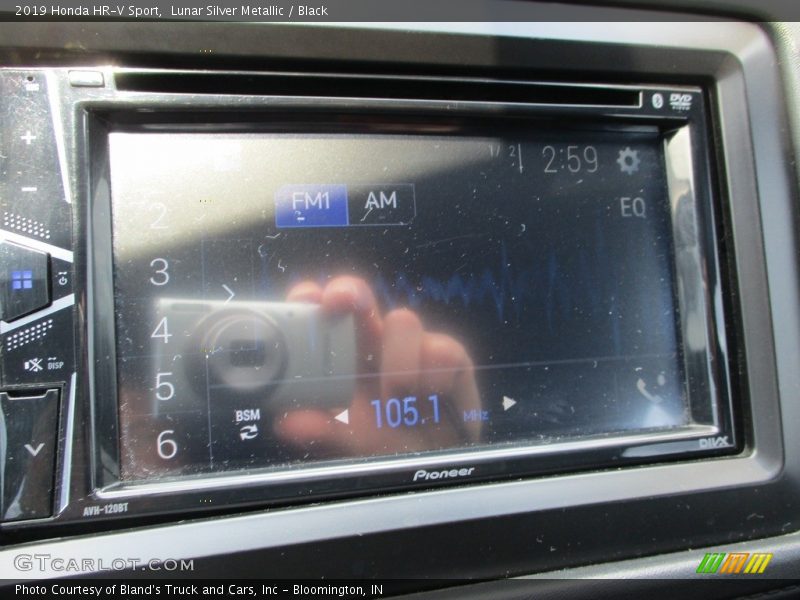Lunar Silver Metallic / Black 2019 Honda HR-V Sport
