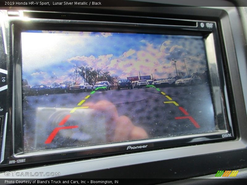 Lunar Silver Metallic / Black 2019 Honda HR-V Sport