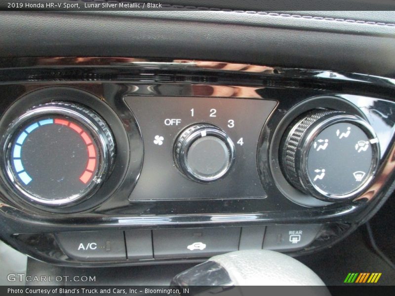 Lunar Silver Metallic / Black 2019 Honda HR-V Sport