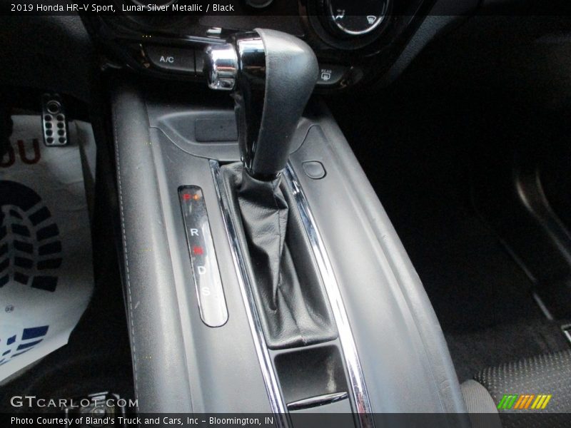 Lunar Silver Metallic / Black 2019 Honda HR-V Sport