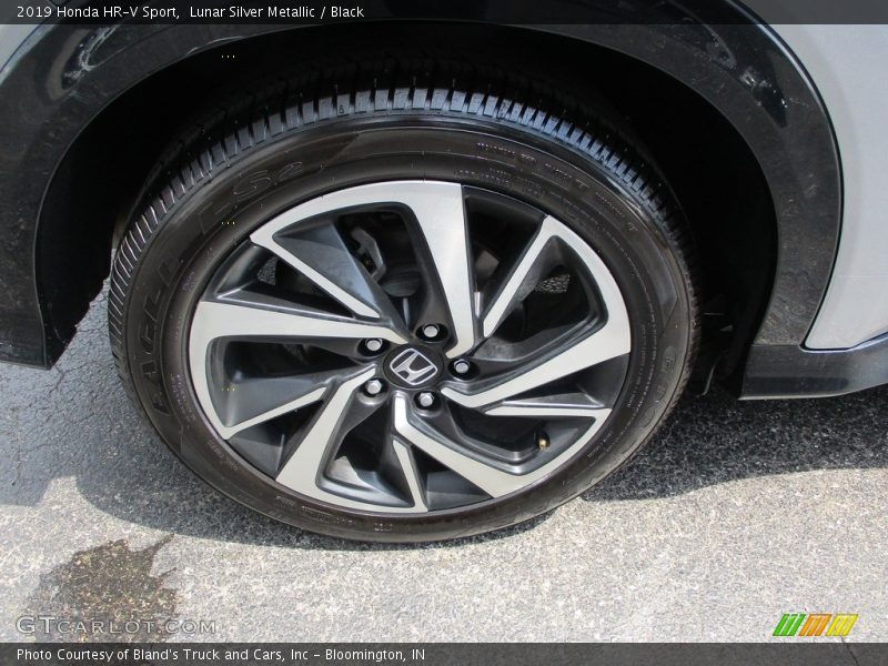 Lunar Silver Metallic / Black 2019 Honda HR-V Sport