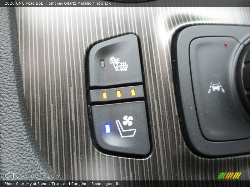 Smokey Quartz Metallic / Jet Black 2020 GMC Acadia SLT