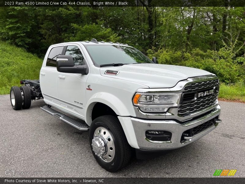 Front 3/4 View of 2023 4500 Limited Crew Cab 4x4 Chassis