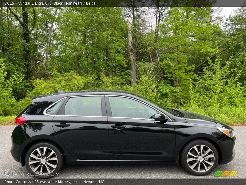 Black Noir Pearl / Beige 2019 Hyundai Elantra GT