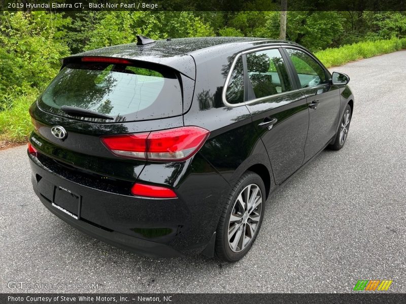 Black Noir Pearl / Beige 2019 Hyundai Elantra GT