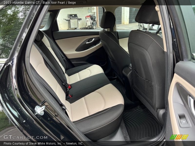 Black Noir Pearl / Beige 2019 Hyundai Elantra GT