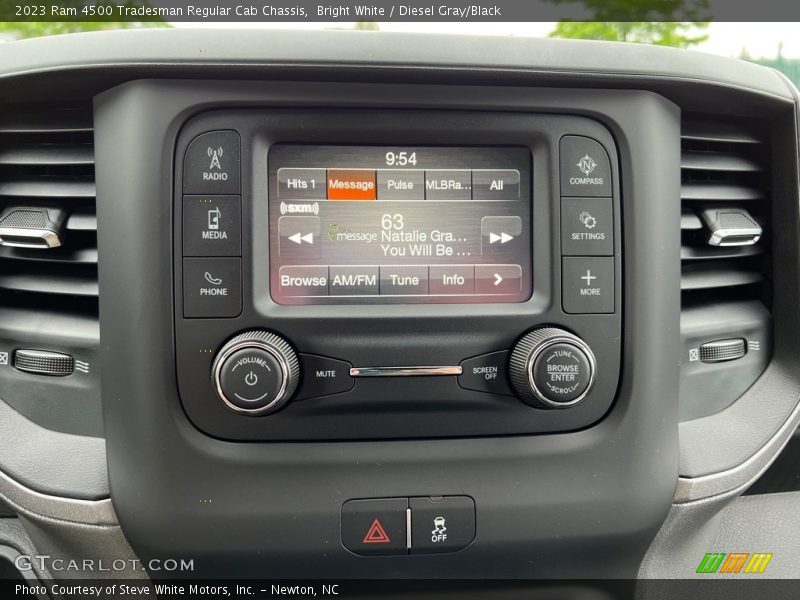 Controls of 2023 4500 Tradesman Regular Cab Chassis