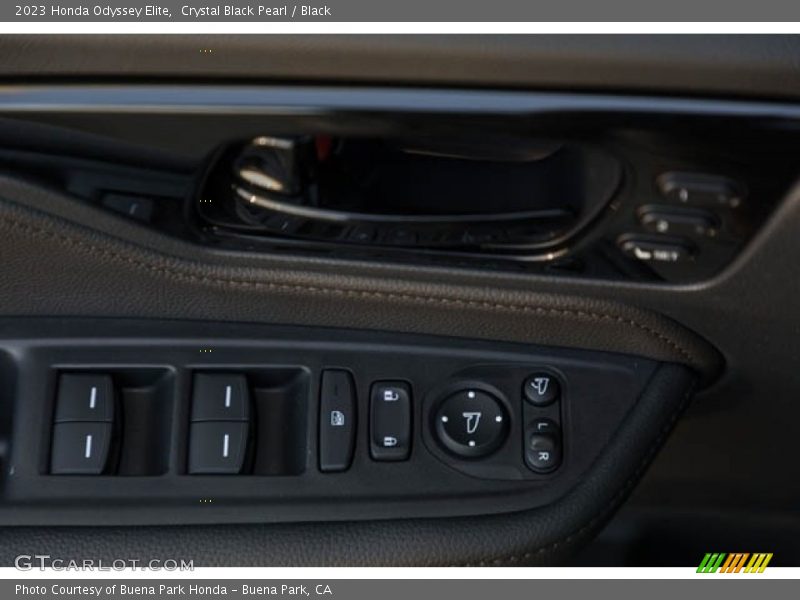 Crystal Black Pearl / Black 2023 Honda Odyssey Elite