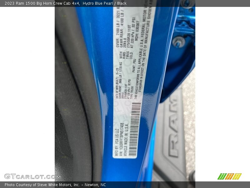 Hydro Blue Pearl / Black 2023 Ram 1500 Big Horn Crew Cab 4x4
