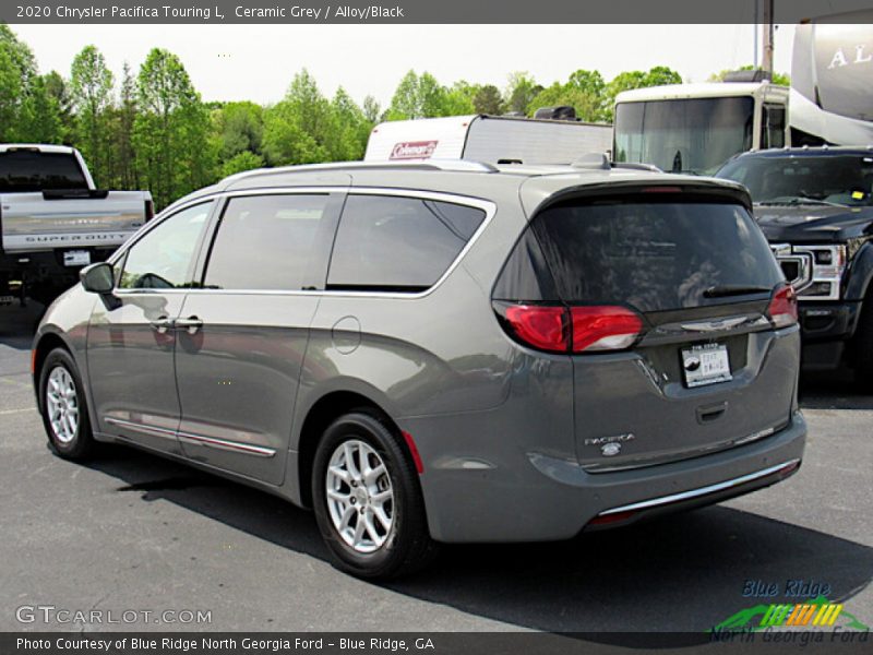 Ceramic Grey / Alloy/Black 2020 Chrysler Pacifica Touring L