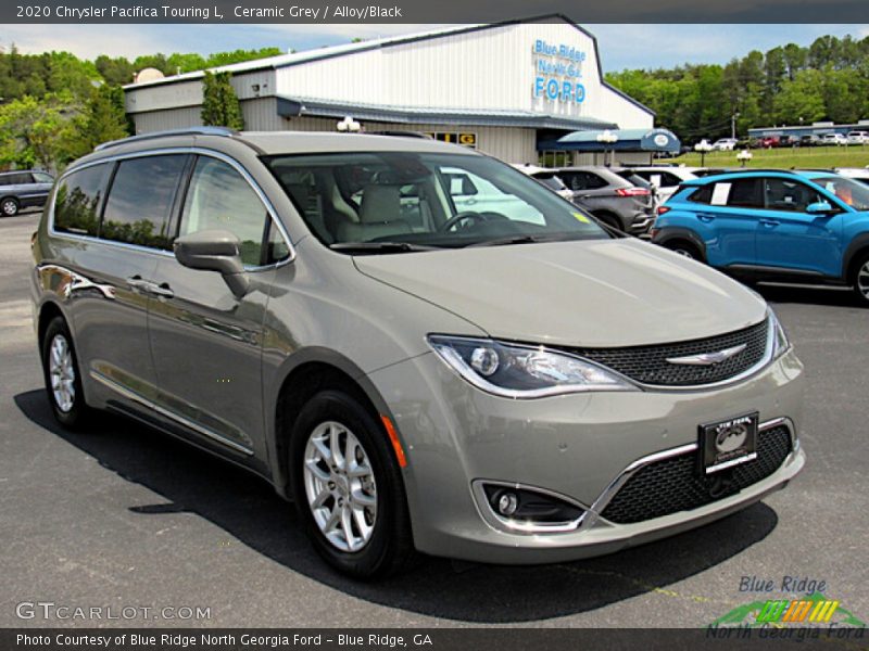 Ceramic Grey / Alloy/Black 2020 Chrysler Pacifica Touring L