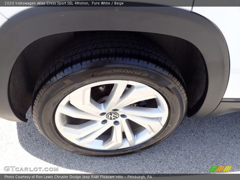 Pure White / Beige 2020 Volkswagen Atlas Cross Sport SEL 4Motion