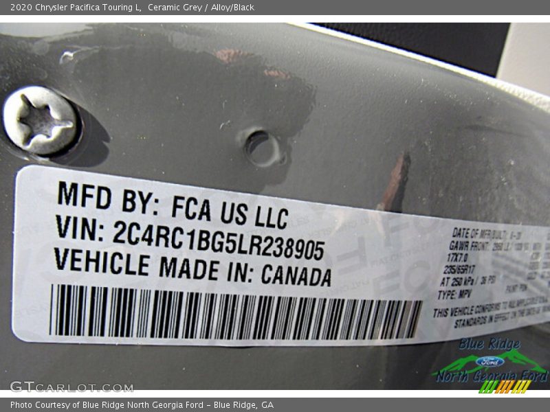 Ceramic Grey / Alloy/Black 2020 Chrysler Pacifica Touring L