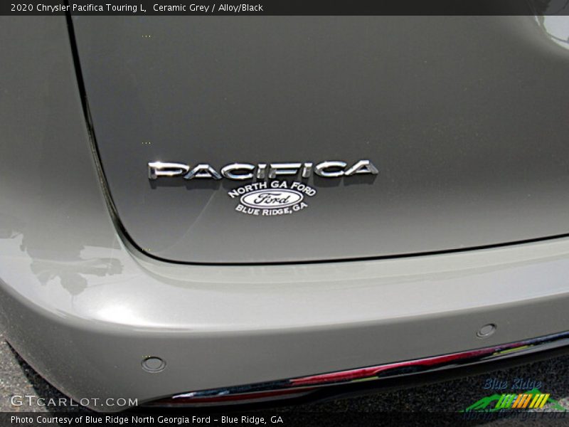 Ceramic Grey / Alloy/Black 2020 Chrysler Pacifica Touring L