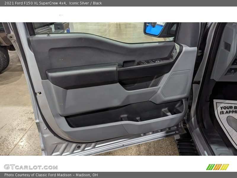 Iconic Silver / Black 2021 Ford F150 XL SuperCrew 4x4