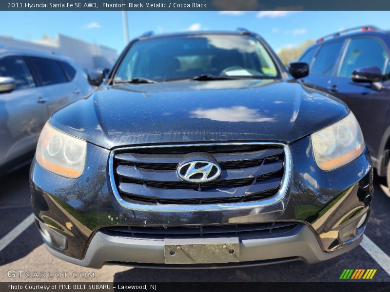 Phantom Black Metallic / Cocoa Black 2011 Hyundai Santa Fe SE AWD