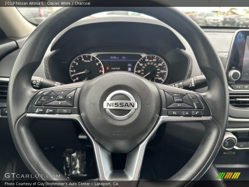 Glacier White / Charcoal 2019 Nissan Altima S