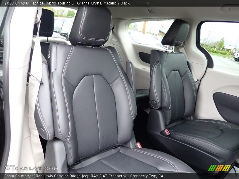 Granite Crystal Metallic / Black 2023 Chrysler Pacifica Hybrid Touring L