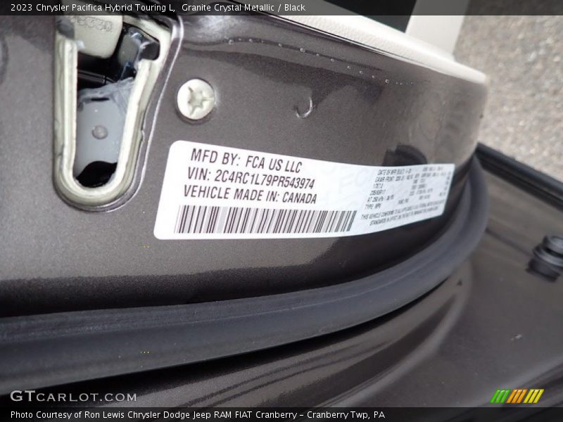 Granite Crystal Metallic / Black 2023 Chrysler Pacifica Hybrid Touring L