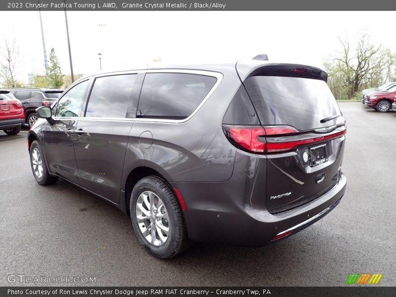 Granite Crystal Metallic / Black/Alloy 2023 Chrysler Pacifica Touring L AWD