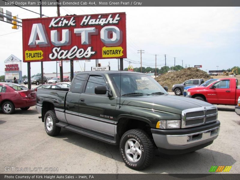 Moss Green Pearl / Gray 1996 Dodge Ram 1500 Laramie Extended Cab 4x4