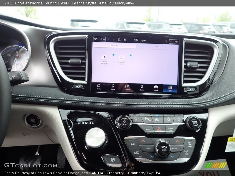 Granite Crystal Metallic / Black/Alloy 2023 Chrysler Pacifica Touring L AWD