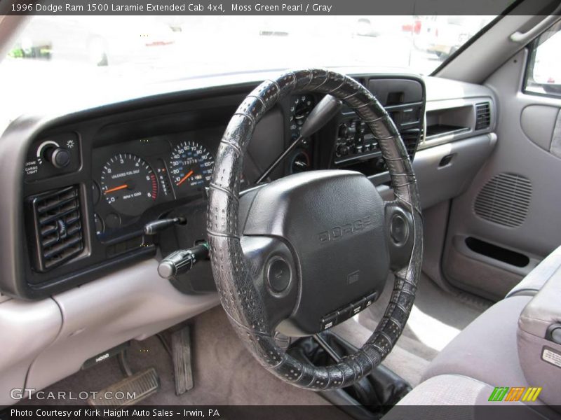 Moss Green Pearl / Gray 1996 Dodge Ram 1500 Laramie Extended Cab 4x4