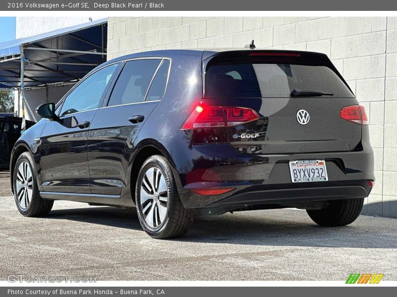 Deep Black Pearl / Black 2016 Volkswagen e-Golf SE
