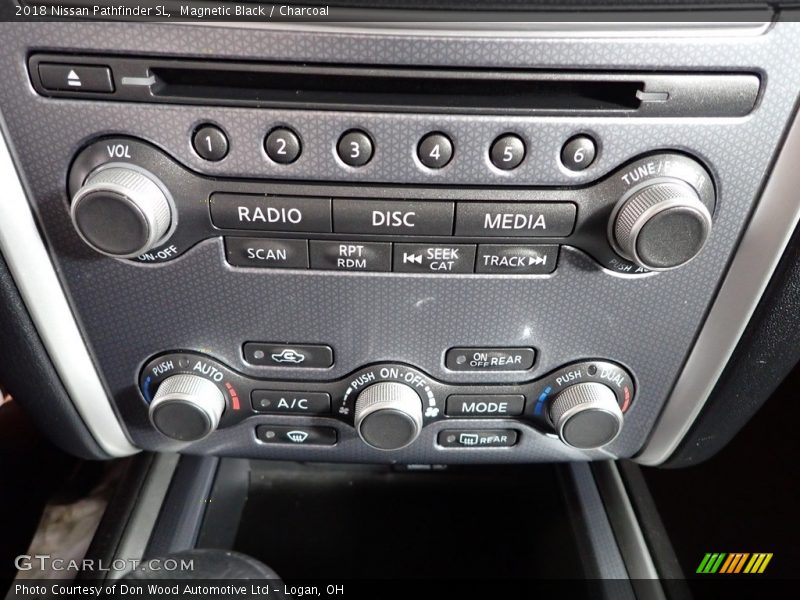 Controls of 2018 Pathfinder SL