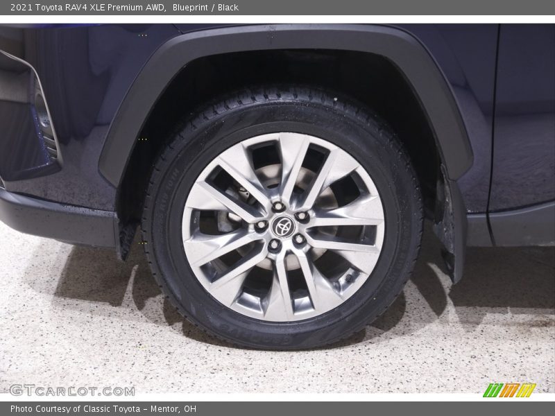  2021 RAV4 XLE Premium AWD Wheel