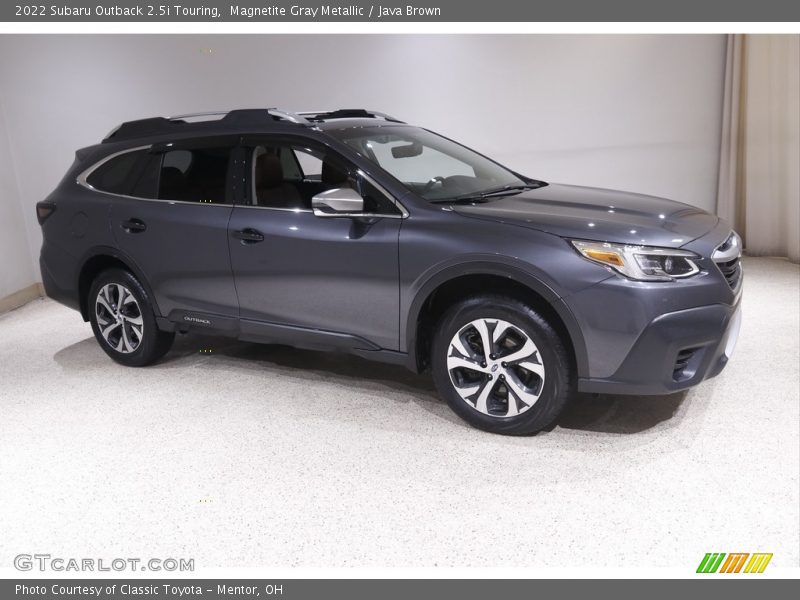 Magnetite Gray Metallic / Java Brown 2022 Subaru Outback 2.5i Touring