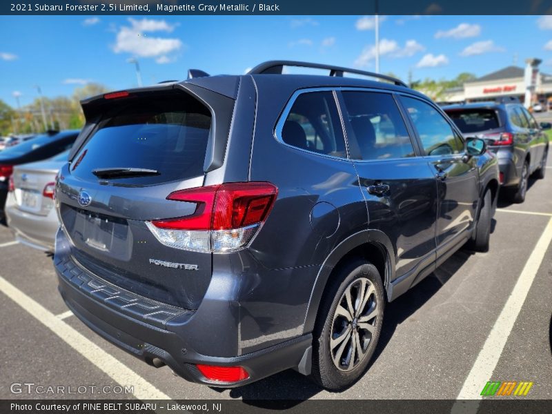 Magnetite Gray Metallic / Black 2021 Subaru Forester 2.5i Limited