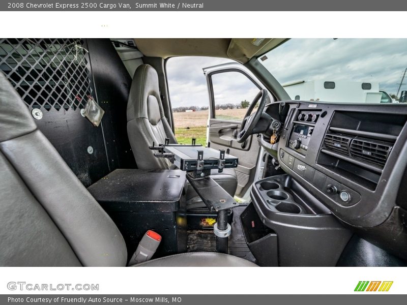 Summit White / Neutral 2008 Chevrolet Express 2500 Cargo Van