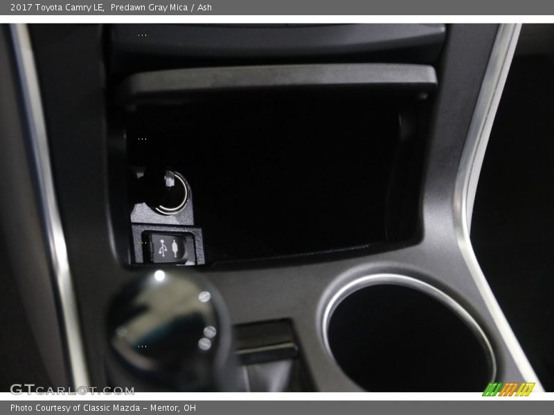 Predawn Gray Mica / Ash 2017 Toyota Camry LE