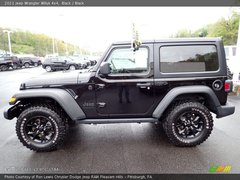  2021 Wrangler Willys 4x4 Black