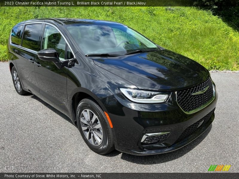 Brilliant Black Crystal Pearl / Black/Alloy 2023 Chrysler Pacifica Hybrid Touring L