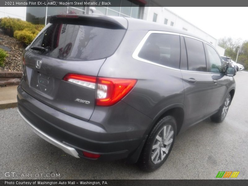 Modern Steel Metallic / Black 2021 Honda Pilot EX-L AWD