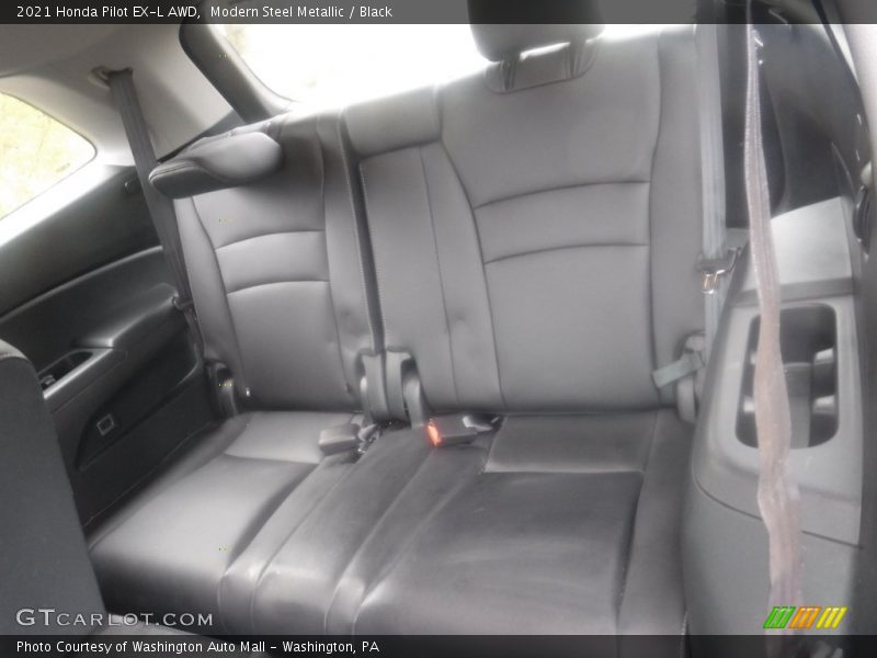 Modern Steel Metallic / Black 2021 Honda Pilot EX-L AWD