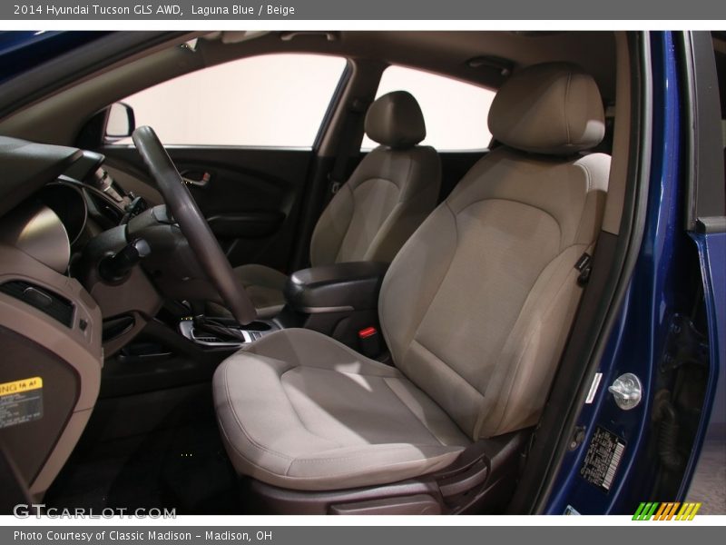 Front Seat of 2014 Tucson GLS AWD