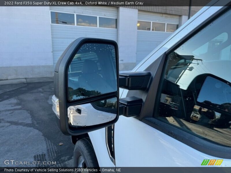 Oxford White / Medium Earth Gray 2022 Ford F350 Super Duty XL Crew Cab 4x4